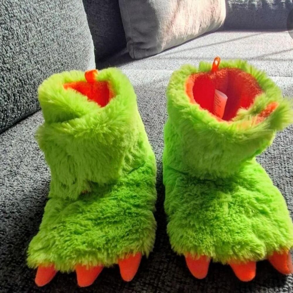 Wonder-nation Green Slippers
